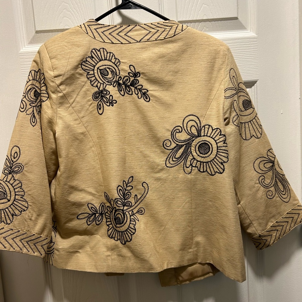 Jacket - Picture 2 of 3